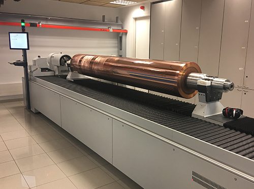 Lamigraf installs a new cylinder engraving unit in its Barcelona plant